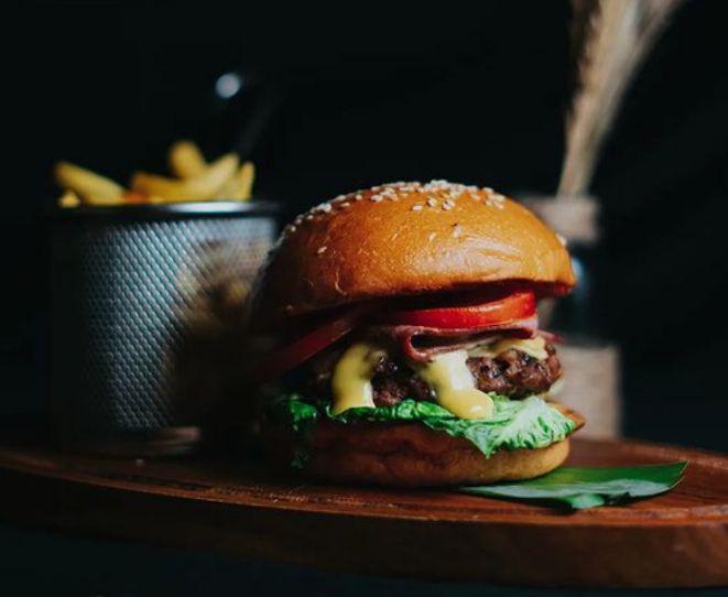 1001 By Art Friends Hadirkan Fusion Food Western dan Otentik Nusantara