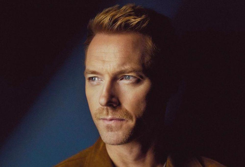 Konser di Jakarta, Ronan Keating Bakal Duet Bareng Putri Ariani