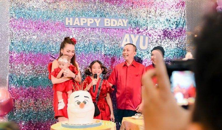 potret pesta ultah Ayu Ting Ting (instagram.com/malyca.universe)