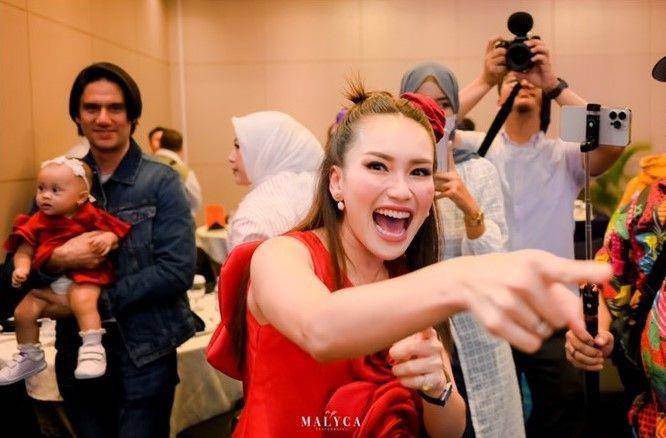 potret pesta ultah Ayu Ting Ting (instagram.com/malyca.universe)