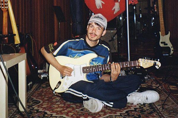 Yes! Rex Orange County Tambah Jadwal Konser di Jakarta Jadi 2 Hari