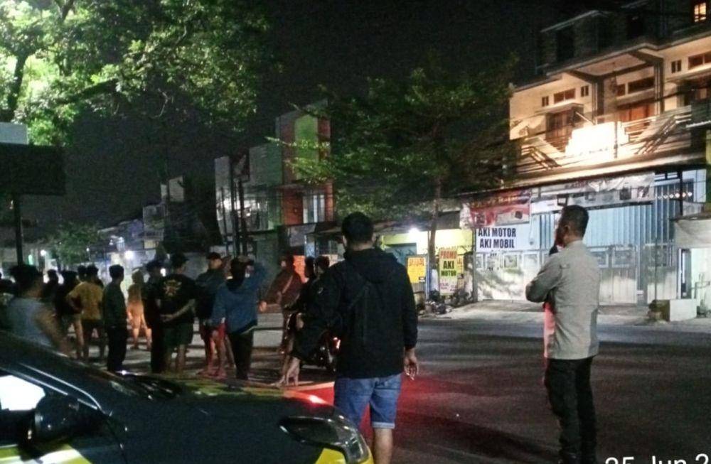 Patroli yang dilakukan Polsek Lowokwaru di Kelurahan Tlogomas. (Dok Humas Polsek Lowokwaru)