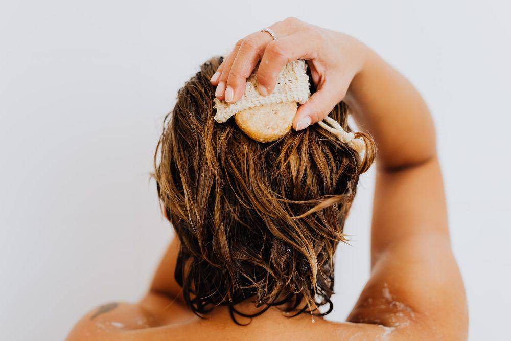 ilustrasi scalp scrub (pexels.com/Karolina Grabowska)