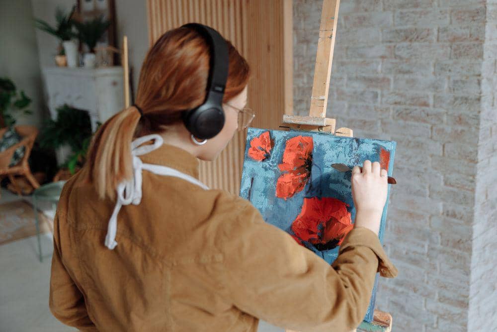 Ilustrasi fokus pada kelebihan (Pexels.com/Thirdman)