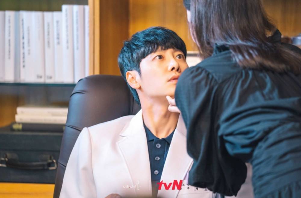 cuplikan drama You Are My Spring (dok. tvN/Yo Are My Spring)