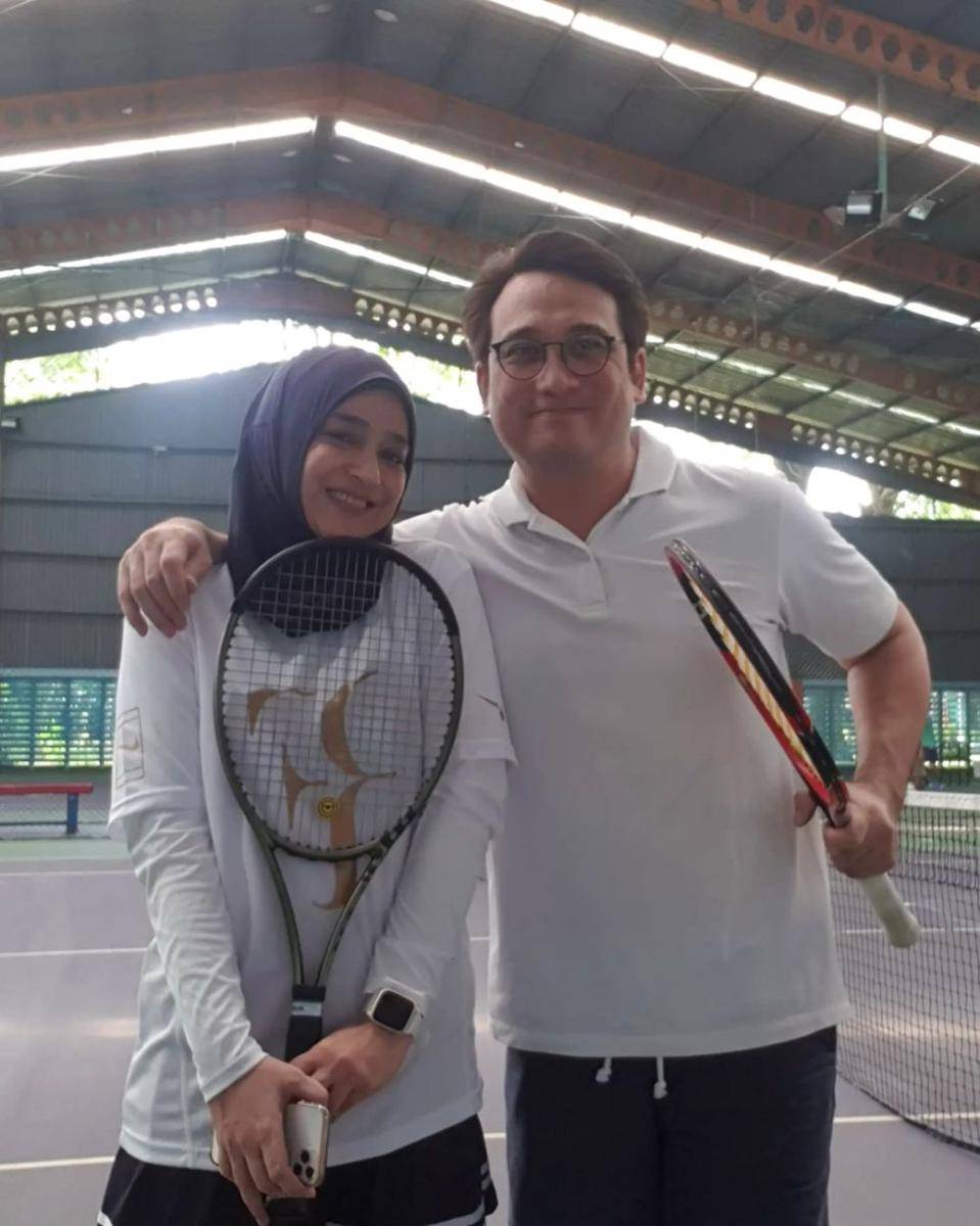 potret Tengku Firmansyah saat bermain tenis (instagram.com/tengku_firmansyah)