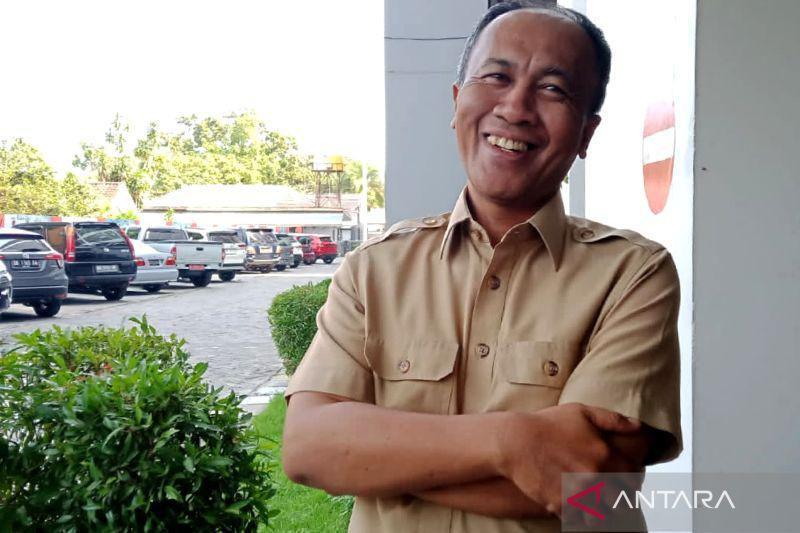 Bupati Lombok Barat Fauzan Khalid Penuhi Panggilan Kejati NTB