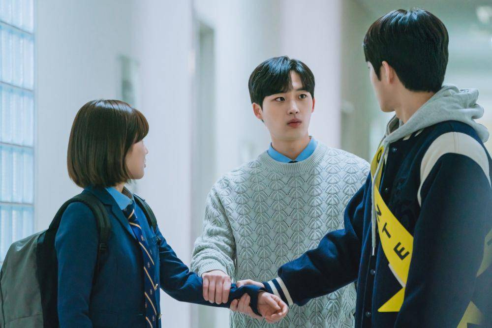 Lee Eun Saem, Lee Jong Hyuk, dan Yoo Jung Hoo (dok. tvN Asia/Cheongdam International High School)