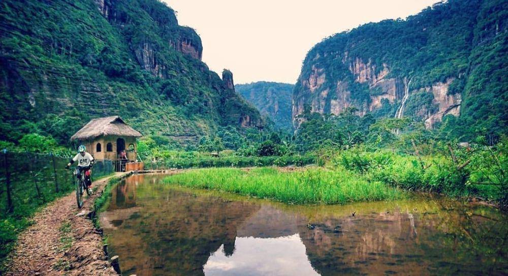 Lembah Harau (instagram.com/mtb.id)