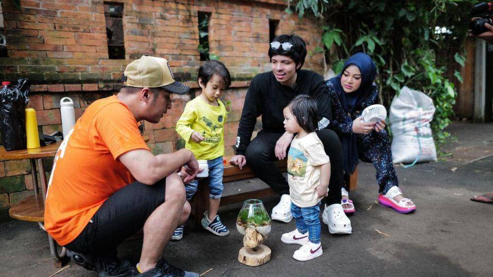 momen Atta Halilintar dan keluarga kunjungi rumah Irfan Hakim (instagram.com/attahalilintar)