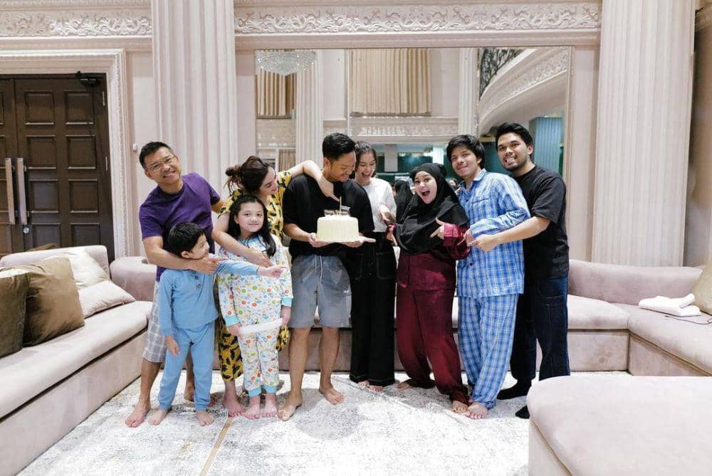 kejutan ulang tahun Azriel Hermansyah (instagram.com/azriel_hermansyah)