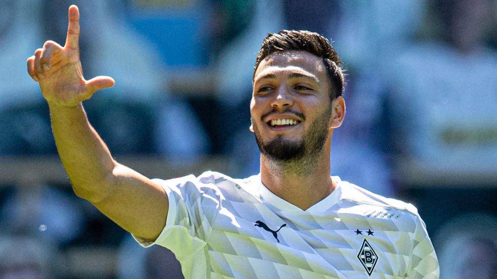 Ramy Bensebaini (bundesliga.com)