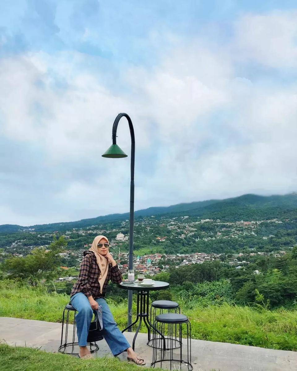 potret D'gajah Cafe (instagram.com/shoffa_anna)