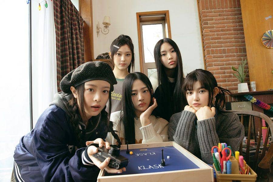 NewJeans (twitter.com/NewJeans_ADOR)