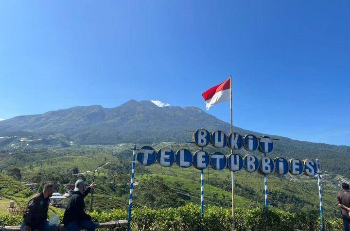 Bukit Teletubbies di Kemuning Sky Hills (dok.pribadi)
