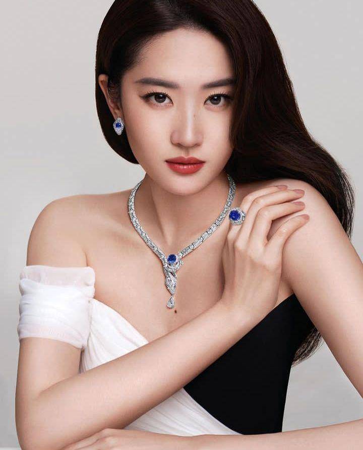 Liu Yifei (instagram.com/yifei_cc)