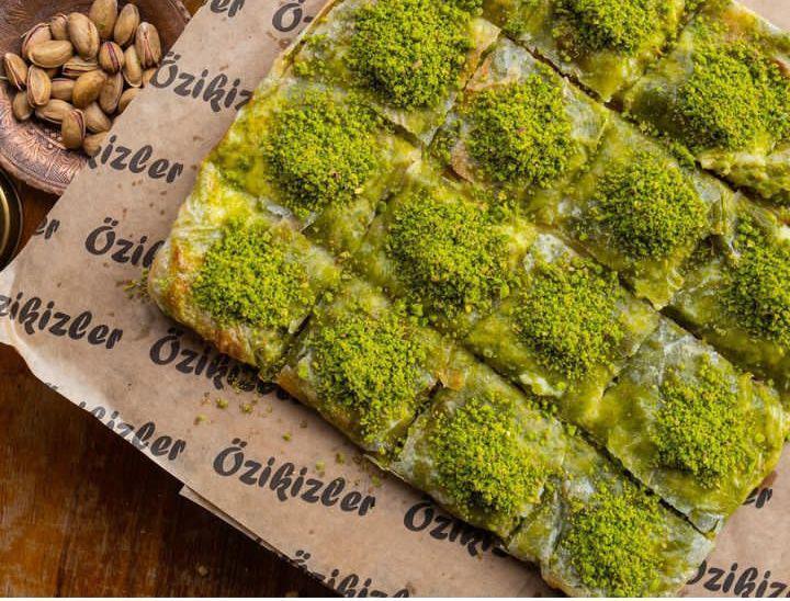 Resep Katmer, Roti Lapis Panggang ala Turki dengan Taburan Pistachio