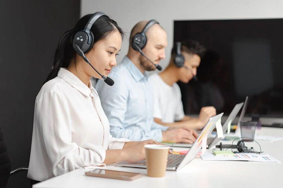 5 Skill Penting Ini Wajib Dimiliki Call Center, Cakap Berkomunikasi!