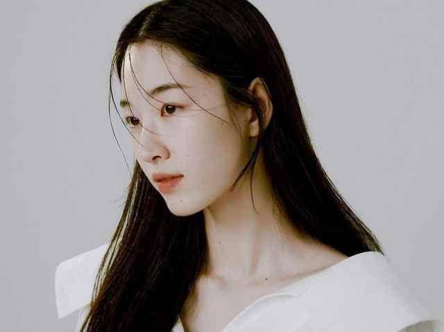 Won Ji An (instagram.com/o__jian)