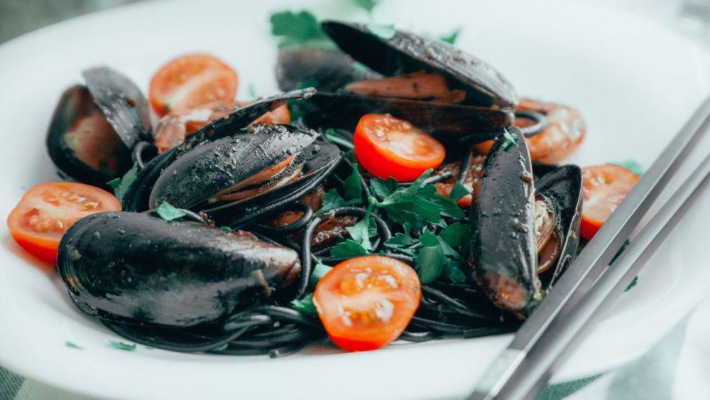6 Kuliner Khas Batam Berbahan Dasar Seafood, Rasanya Menggoda Selera!
