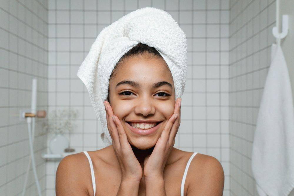 Ilustrasi kulit sehat setelah facial (pexels.com/Ron Lach)