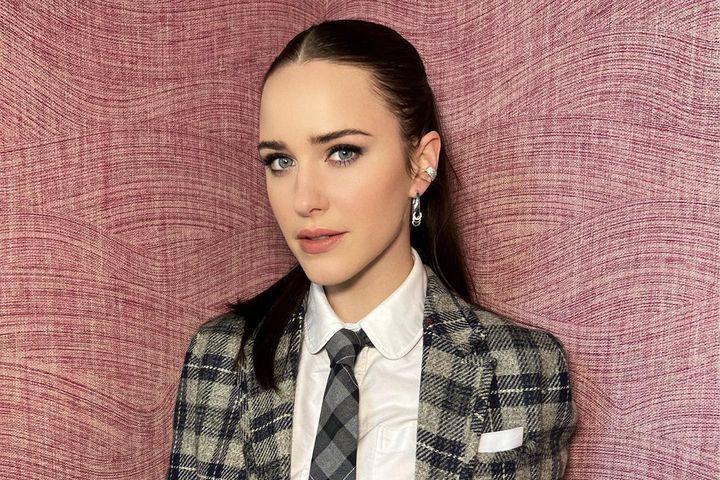 Biodata Profil Rachel Brosnahan, Pemeran Lois Lane yang Baru!