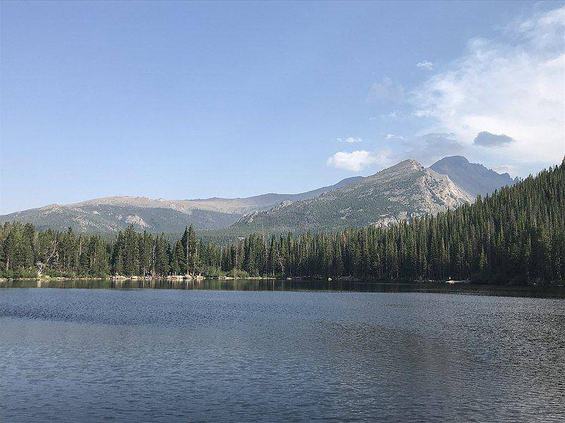Danau Bear (commons.wikimedia.org/Untitled)