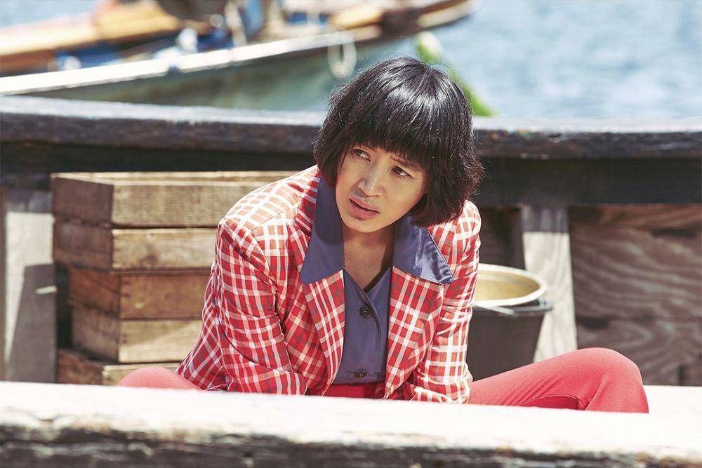 cuplikan Kim Hye Soo di film Smugglers (instagram.com/itsnew_movie)