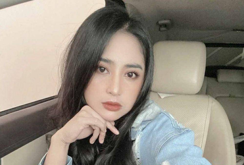 Dewi Perssik (instagram.com/dewiperssik9)