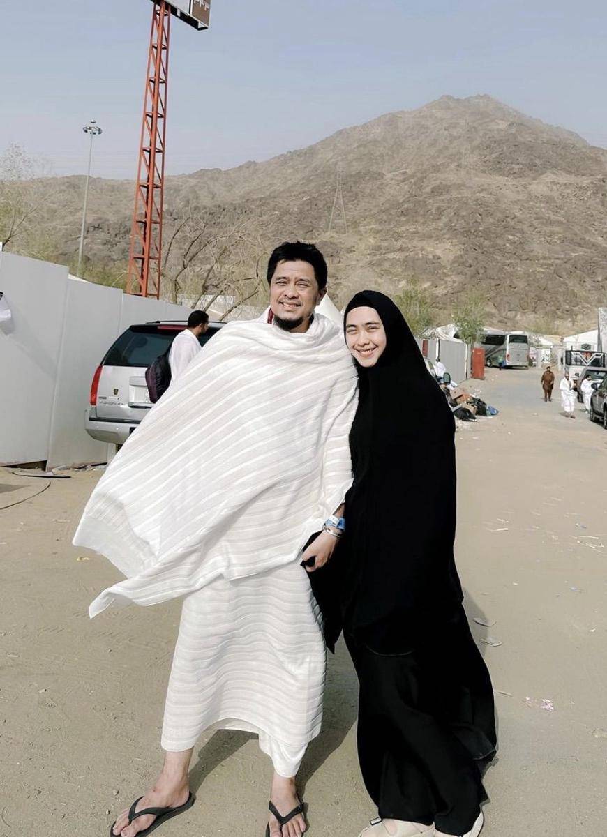 potret artis rayakan Idul Adha di Tanah Suci (instagram.com/okisetianadewi)