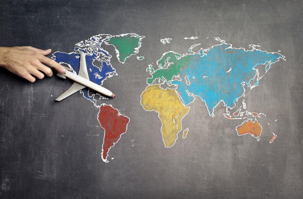 15 Inspirasi Ucapan Safe Flight, Cocok untuk yang Mau Travelling!