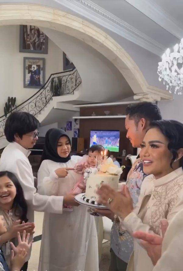 Lebaran Hermansyah, Lemos, Gen Halilintar (instagram.com/krisdayantilemos)