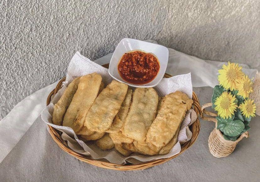 pisang goreng sambal (Instagram.com/mr.davcoffee)