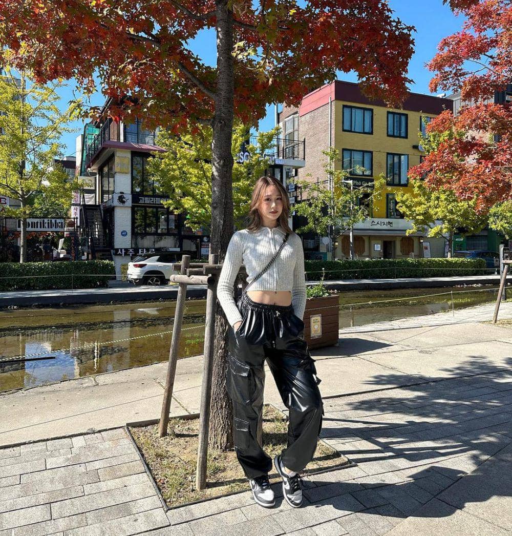 Neen Suwanamas (instagram.com/neenneeen)