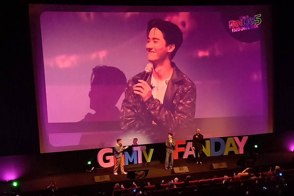 Tay Tawan di GMMTV FANDAY 5 IN INDONESIA (dok. Pribadi/Ines Melia)