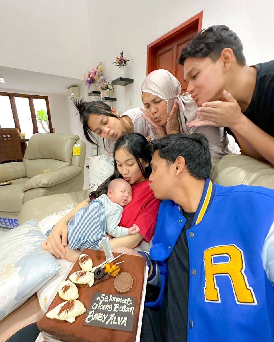 momen ulang bulan anak Ibnu Wardani dan Lalita Hutami (instagram.com/litahutami)