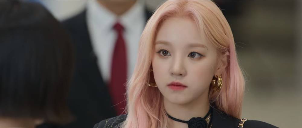 Yuqi di drama Celebrity (Dok. Netflix/Celebrity)