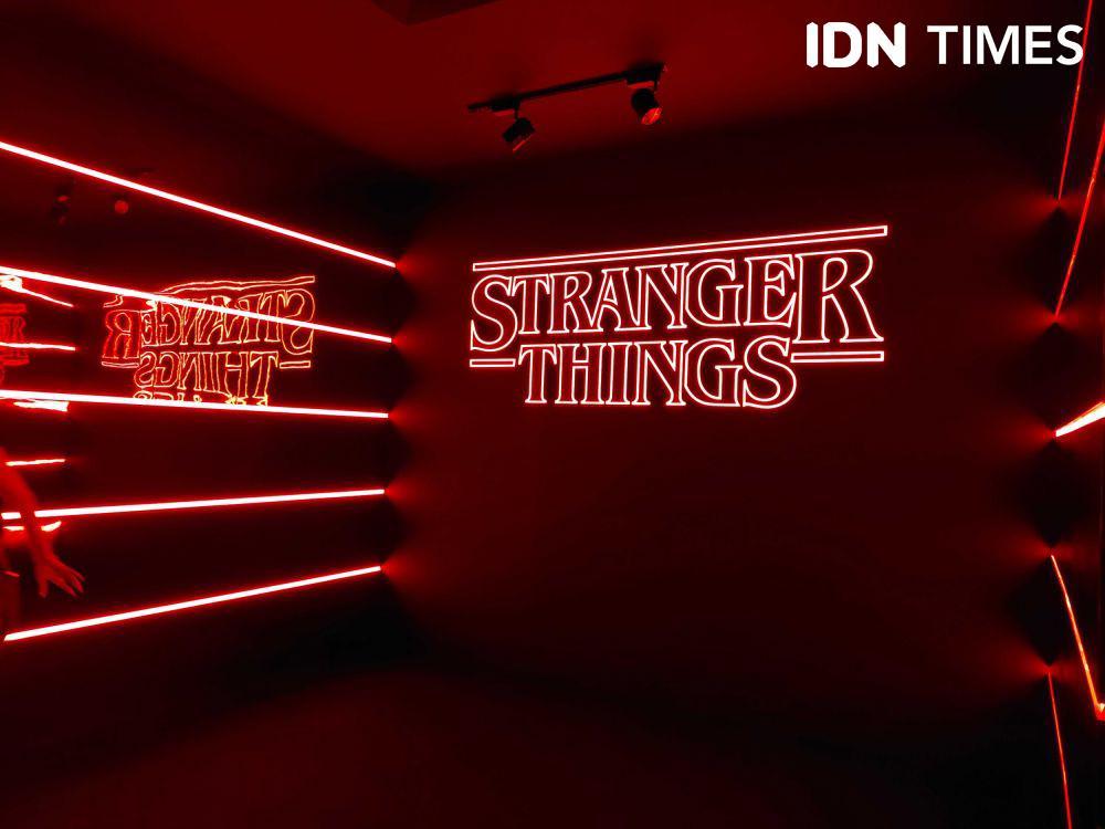 7 Potret Jadi Warlok Hawkins di Stranger Things Encounter: Singapore