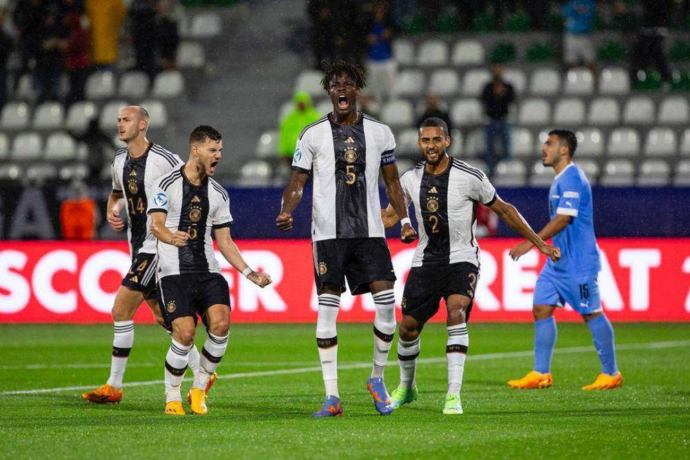 Yann Bisseck merupakan salah satu talenta muda asal Jerman. (instagram.com/aurel.yk)