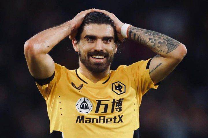 Ruben Neves (twitter.com/rubendsneves_)