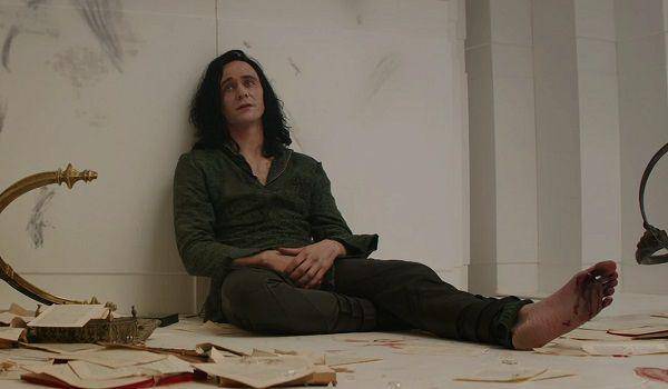 Loki dalam masa suram (dok. Marvel Studios/Thor: The Dark World)