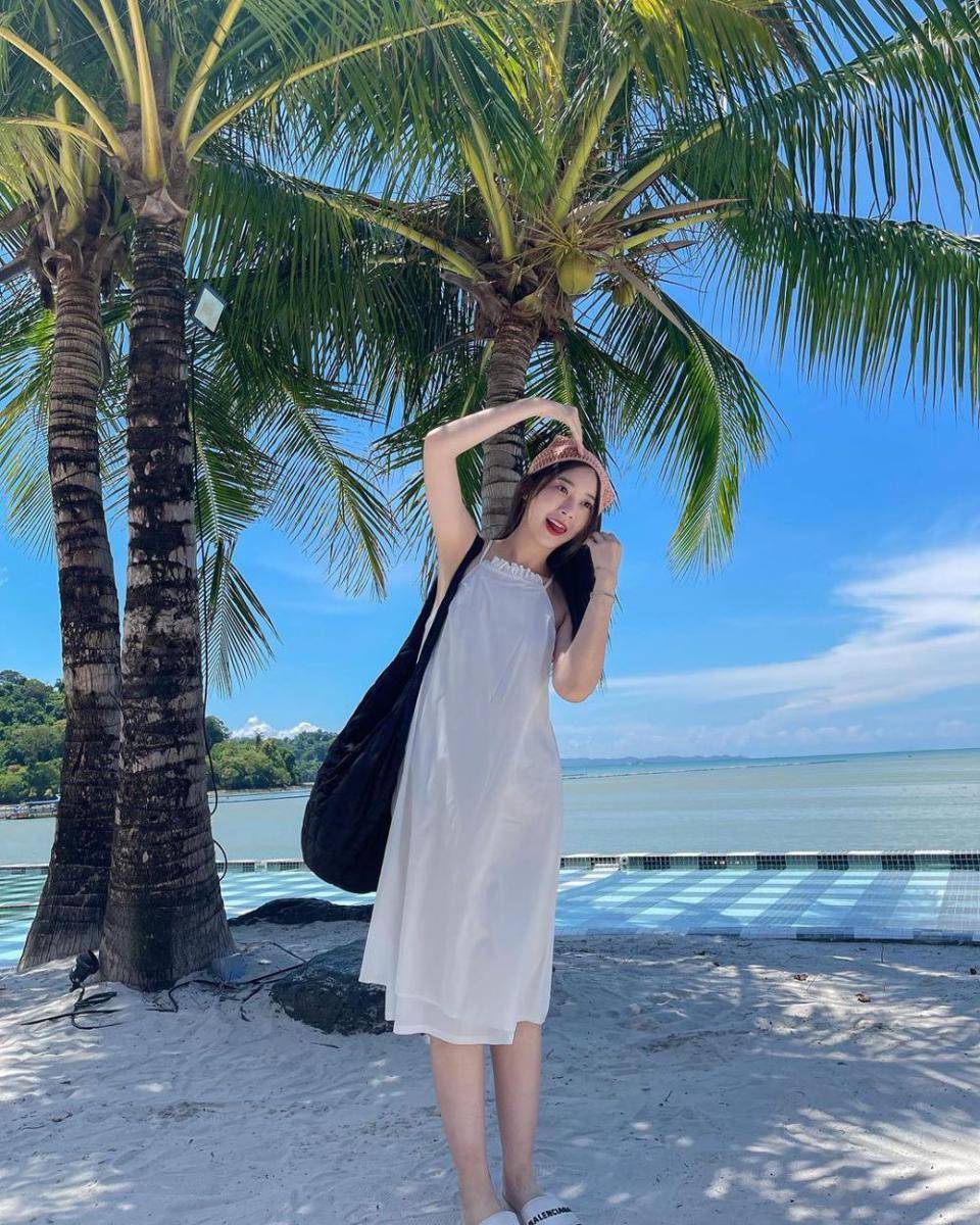 Puimek Napasorn (instagram.com/puimekster)