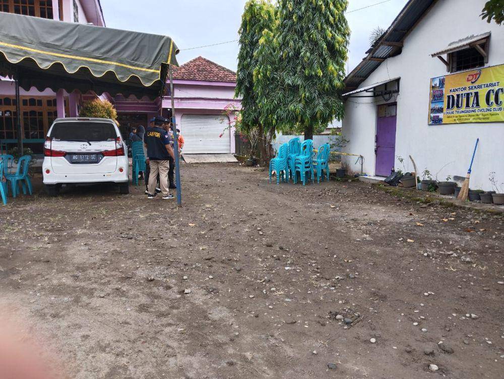 Tim Labfor Polda Jatim saat berada di lokasi kejadian. IDN Times/ Bramanta Pamungkas