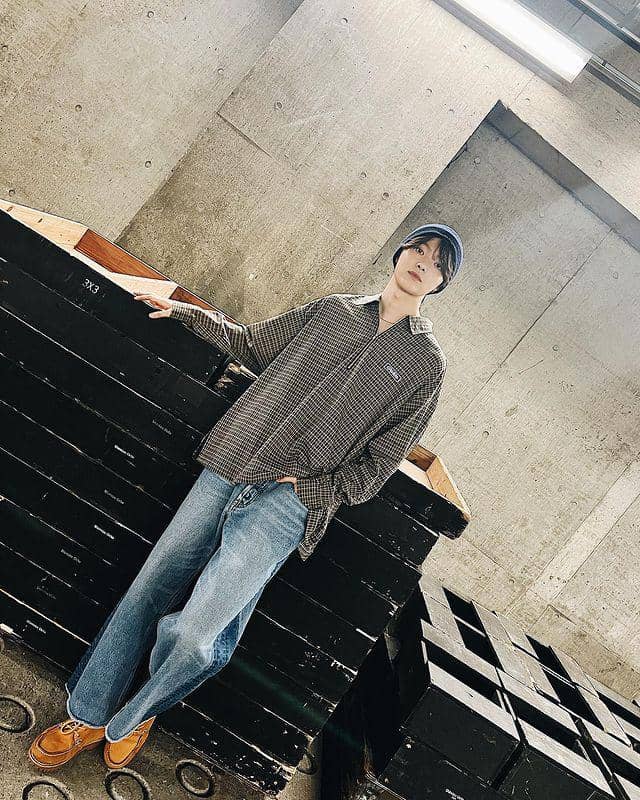 EJ (instagram.com/andteam_official)