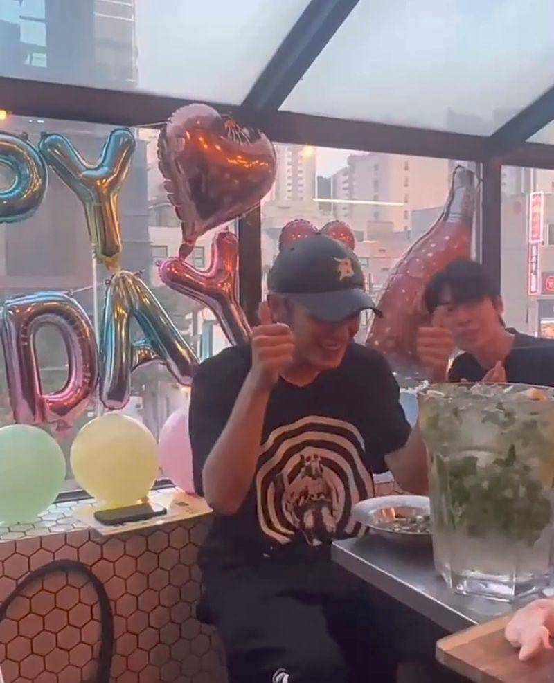 potret seru ulang tahun Taeyong NCT (instagram.com/taeoxo_nct)