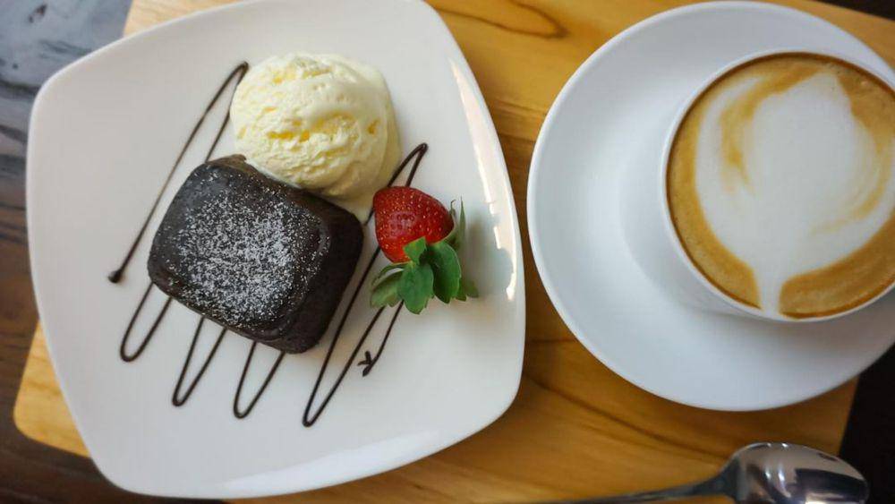 ilustrasi choco lava cake (instagram.com/olilacakesbanjarbaru)