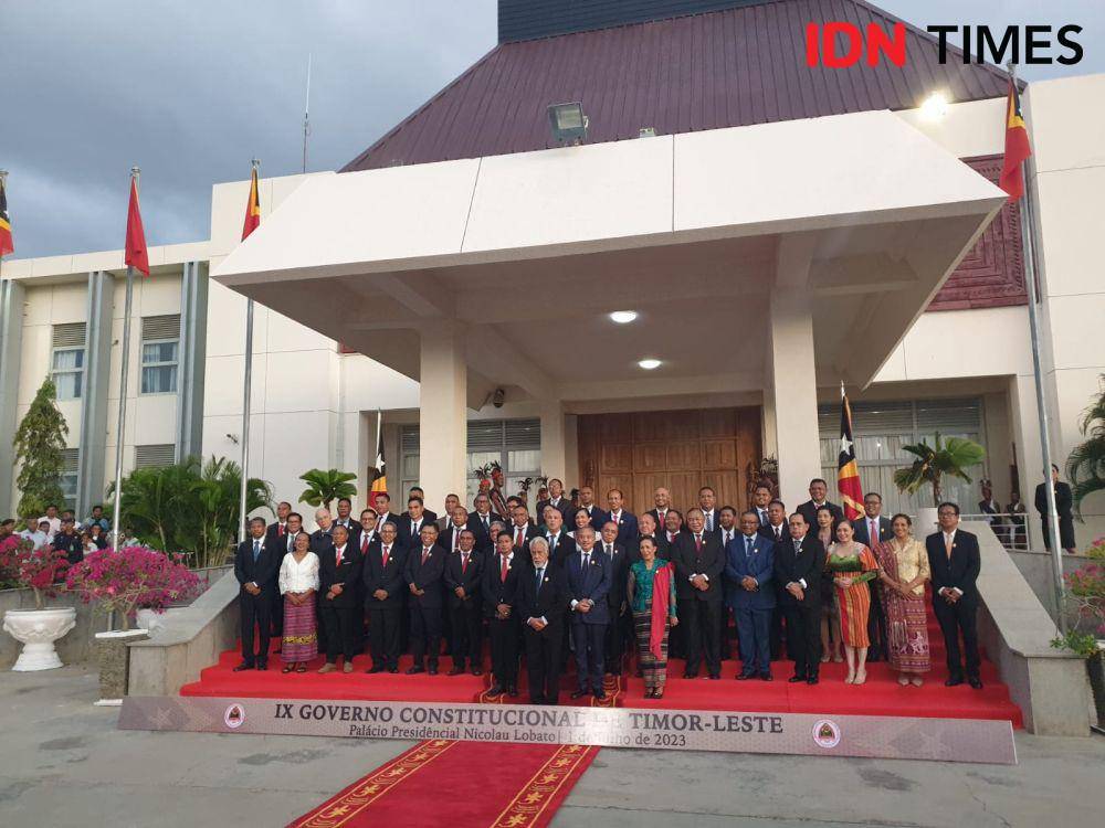 Pelantikan pejuang kemerdekaan Timor Leste, Xanana Gusmao menjadi Perdana Menteri di Istana Presiden Nicolau Lobato, Dili, Sabtu (1/7/2023). (IDN Times/Uni Lubis)