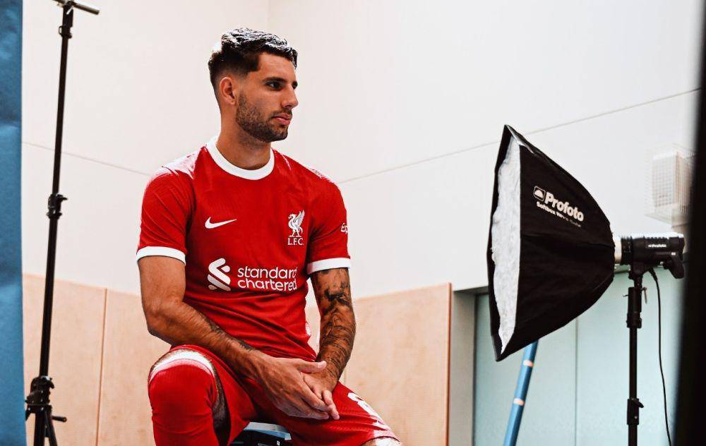 Dominik Szboszlai resmi jadi gelandang anyar Liverpool. (Twitter/@LFC).