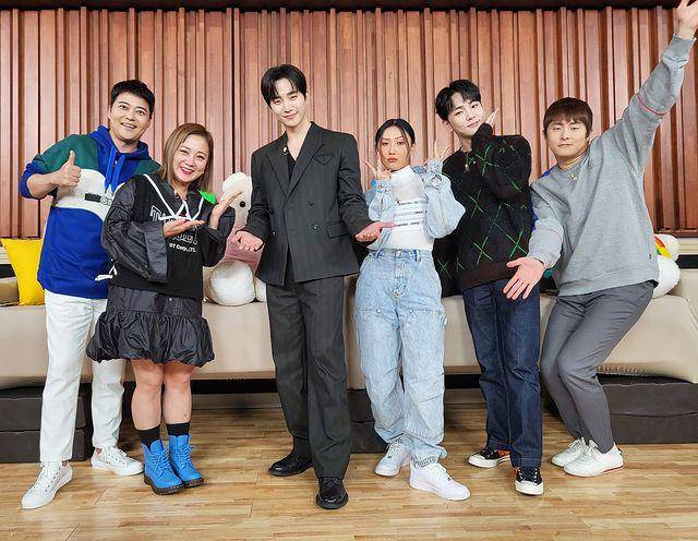 potret Lee Junho di I Live Alone (instagram.com/mbc_ilivealone)