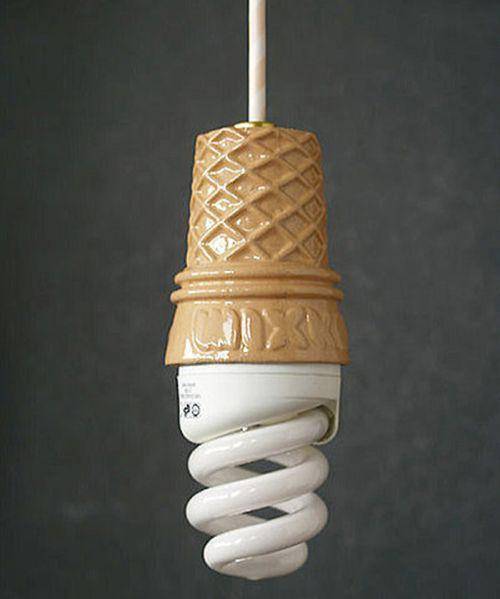 potret desain lampu jalan unik (reddit.com/user/alchoholics)